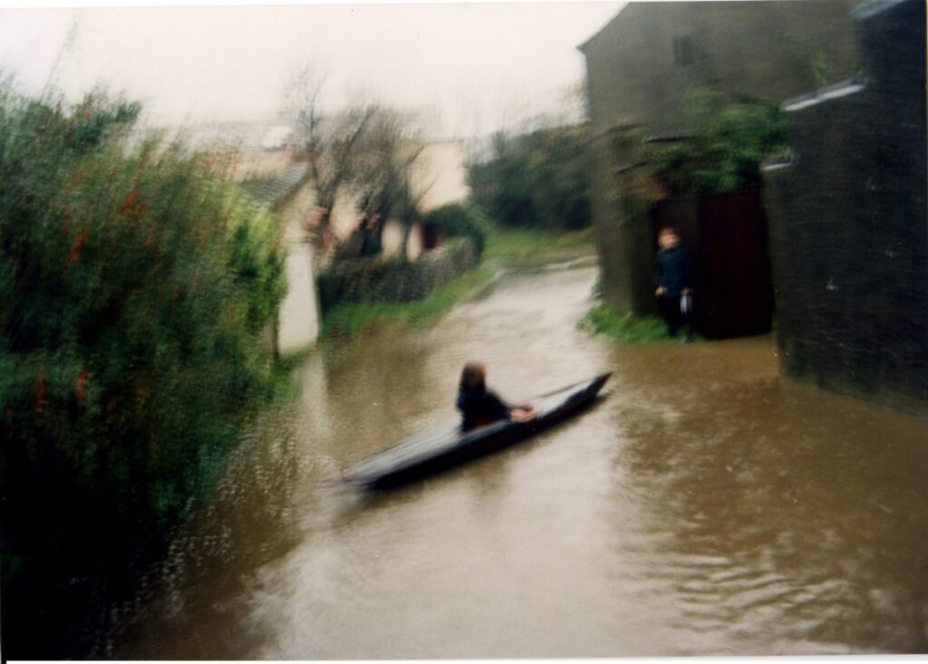 1999 Nov Dovenby Flood Hannah In My Canoe Outside Lanefoot Ben At Gate