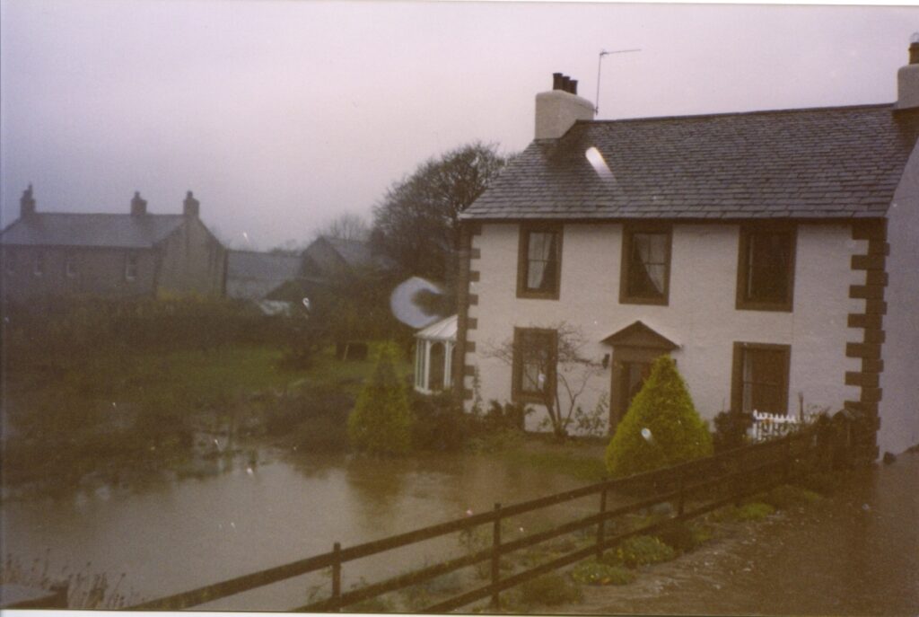 1999 Nov Dovenby Flood Lime Tree House Flood Water