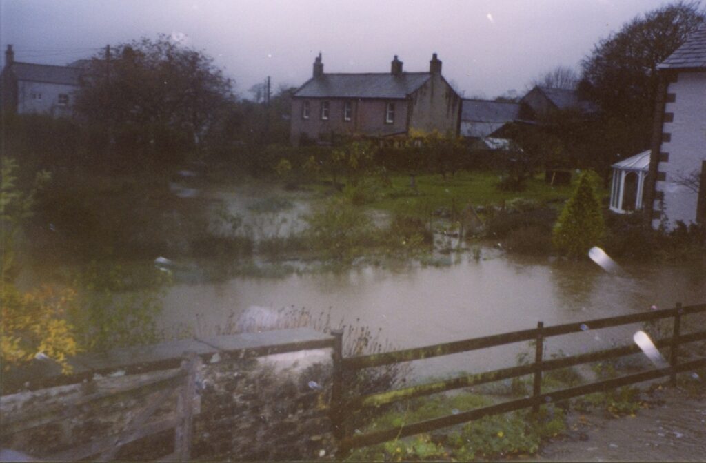 1999 Nov Dovenby Flood Lime Tree House Garden