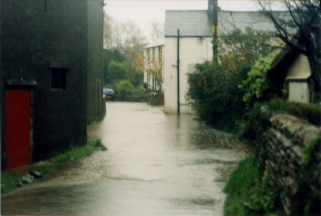 1999 Nov Dovenby Flood Outside Lanefoot Beck Cottage Dovenby Cottage White House Draining To Dovenby Beck In White House Forecourt